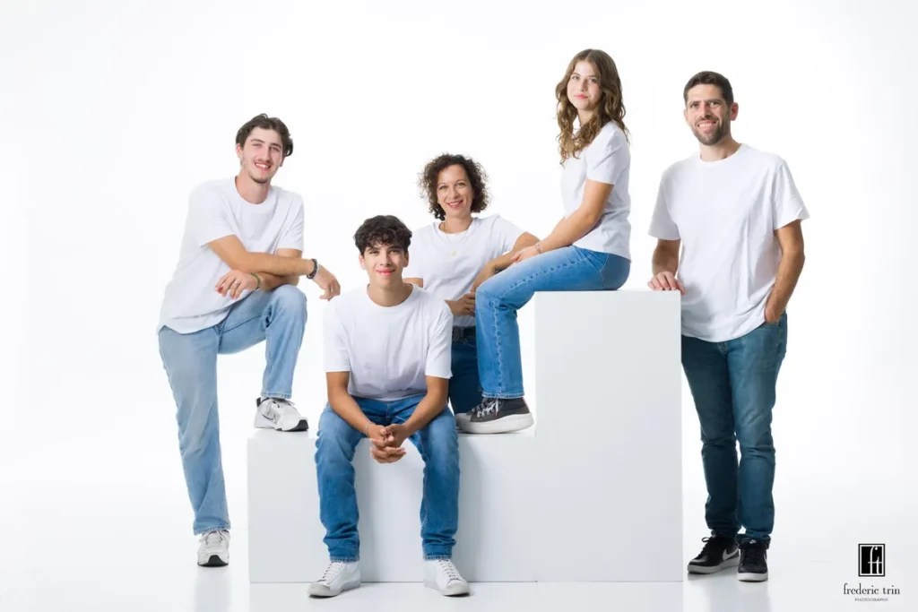 Séance photo famille en studio à Charpey - Frédéric Trin photographe