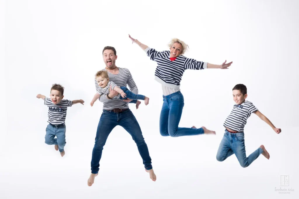 Séance photo famille en studio à Montéléger - Frédéric Trin photographe