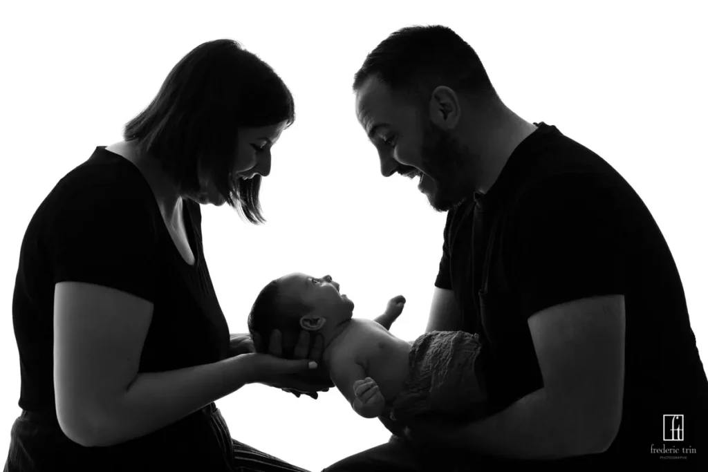 Séance photo naissance en studio à Montéléger - Frédéric Trin photographe